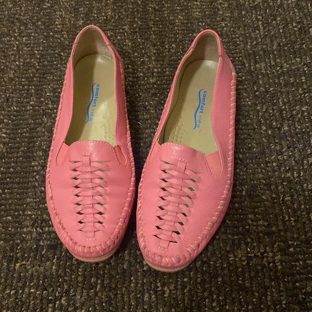 Man made pink leather shoes size 7M